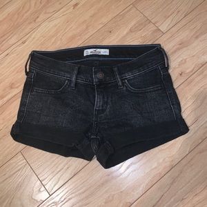 NWOT Hollister black shorts